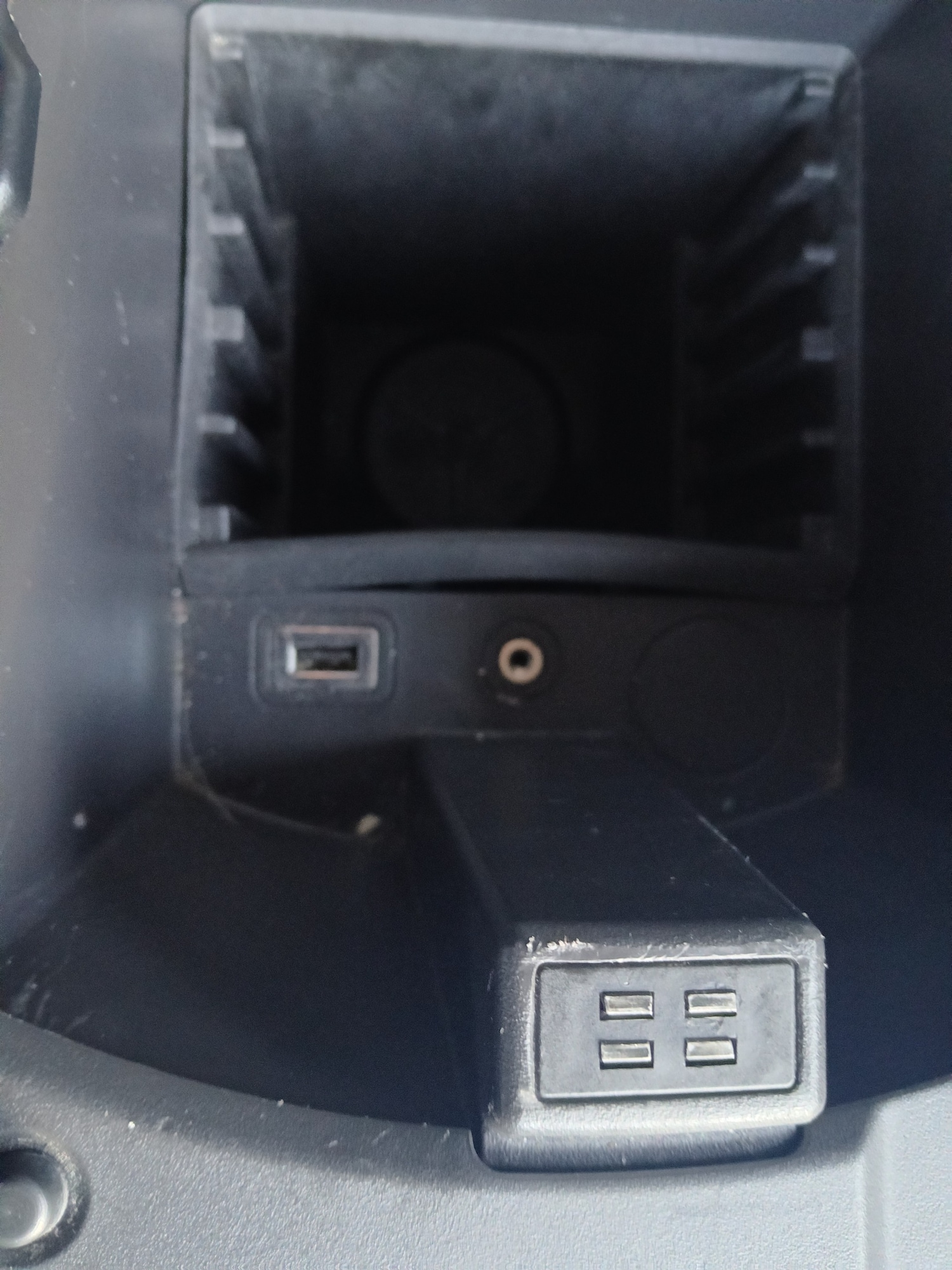 Used Ford Kuga 2014 for sale - 77224860: Photo 27