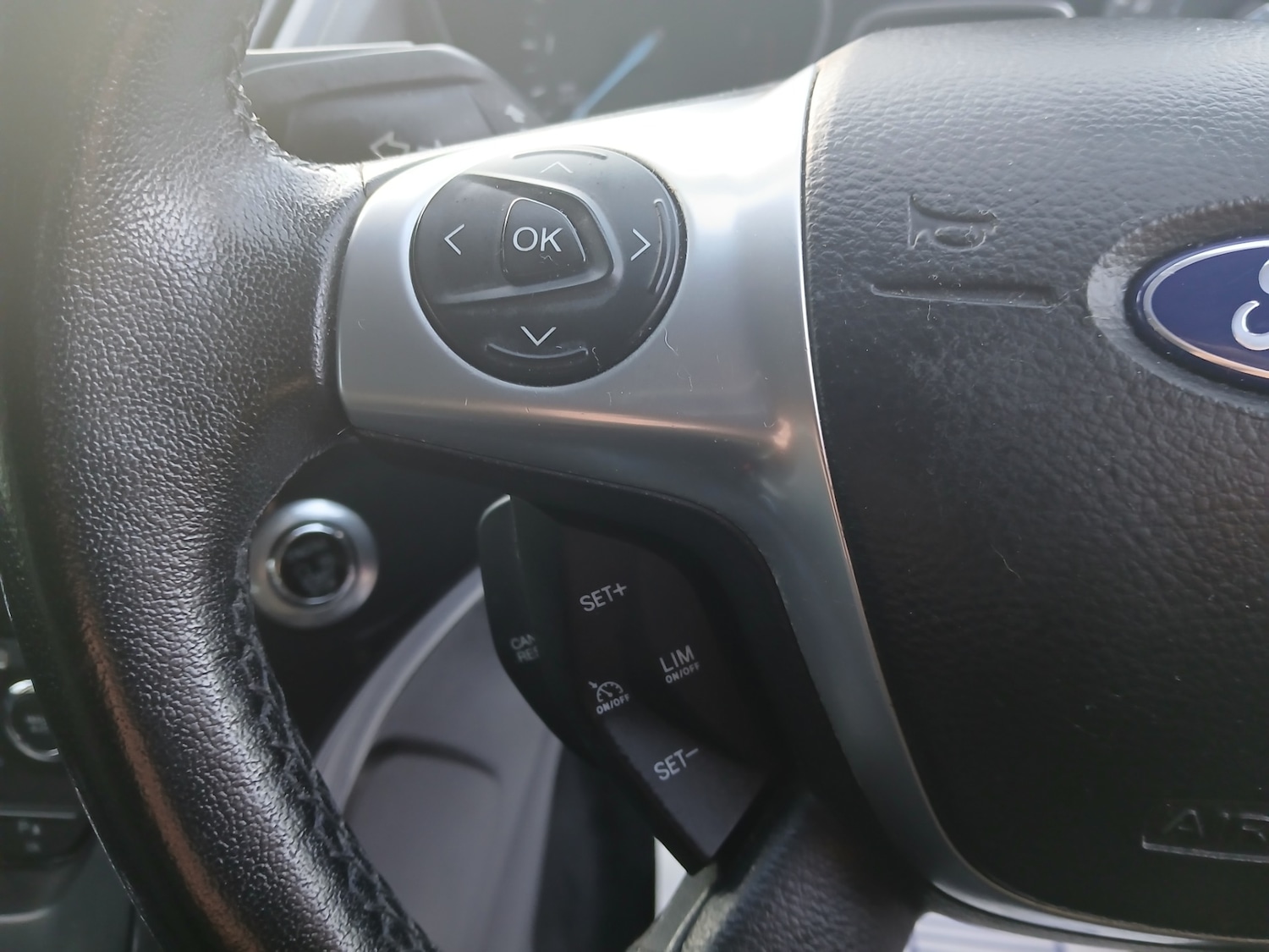 Used Ford Kuga 2014 for sale - 77224860: Photo 28