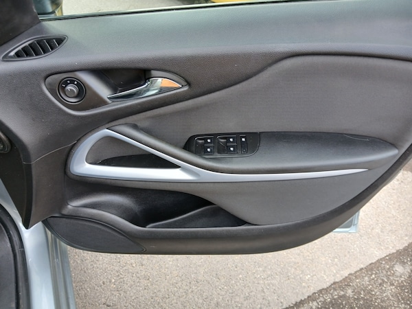 Used Vauxhall Zafira 2014 for sale - 75691762: Photo 24