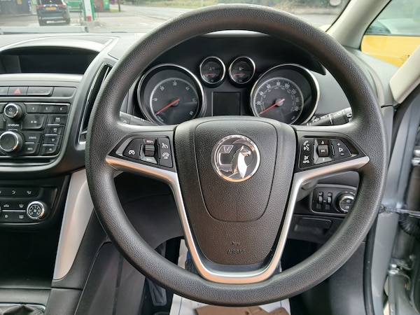 Used Vauxhall Zafira 2014 for sale - 75691762: Photo 26