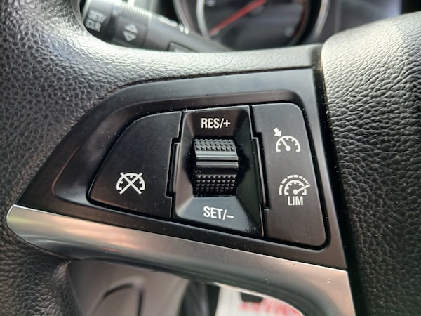 Used Vauxhall Zafira 2014 for sale - 75691762: Photo 32