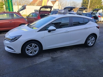 Used Vauxhall Astra 2018 for sale - 76968282: Photo