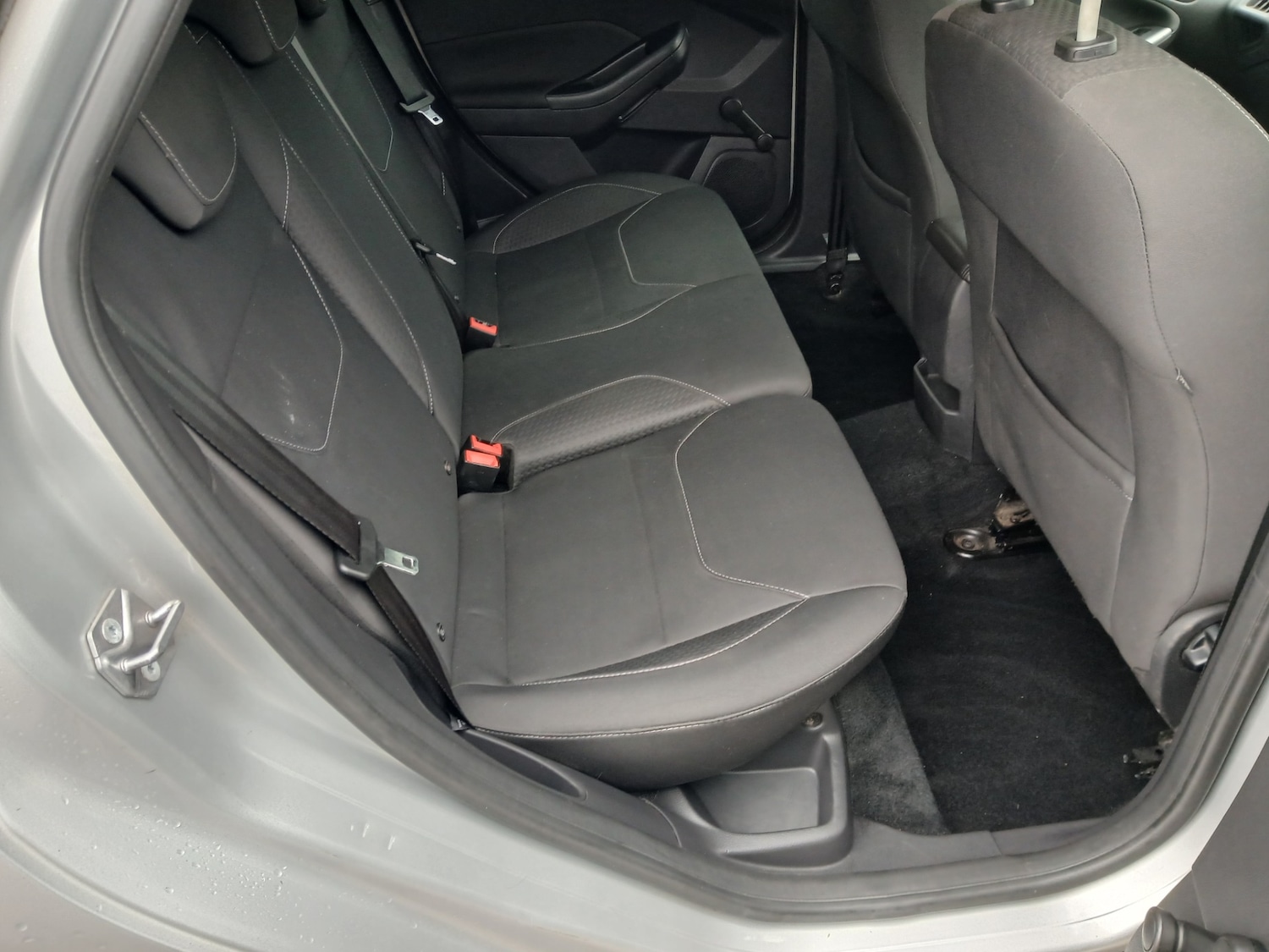 Used Ford Focus 2016 for sale - 75828813: Photo 16