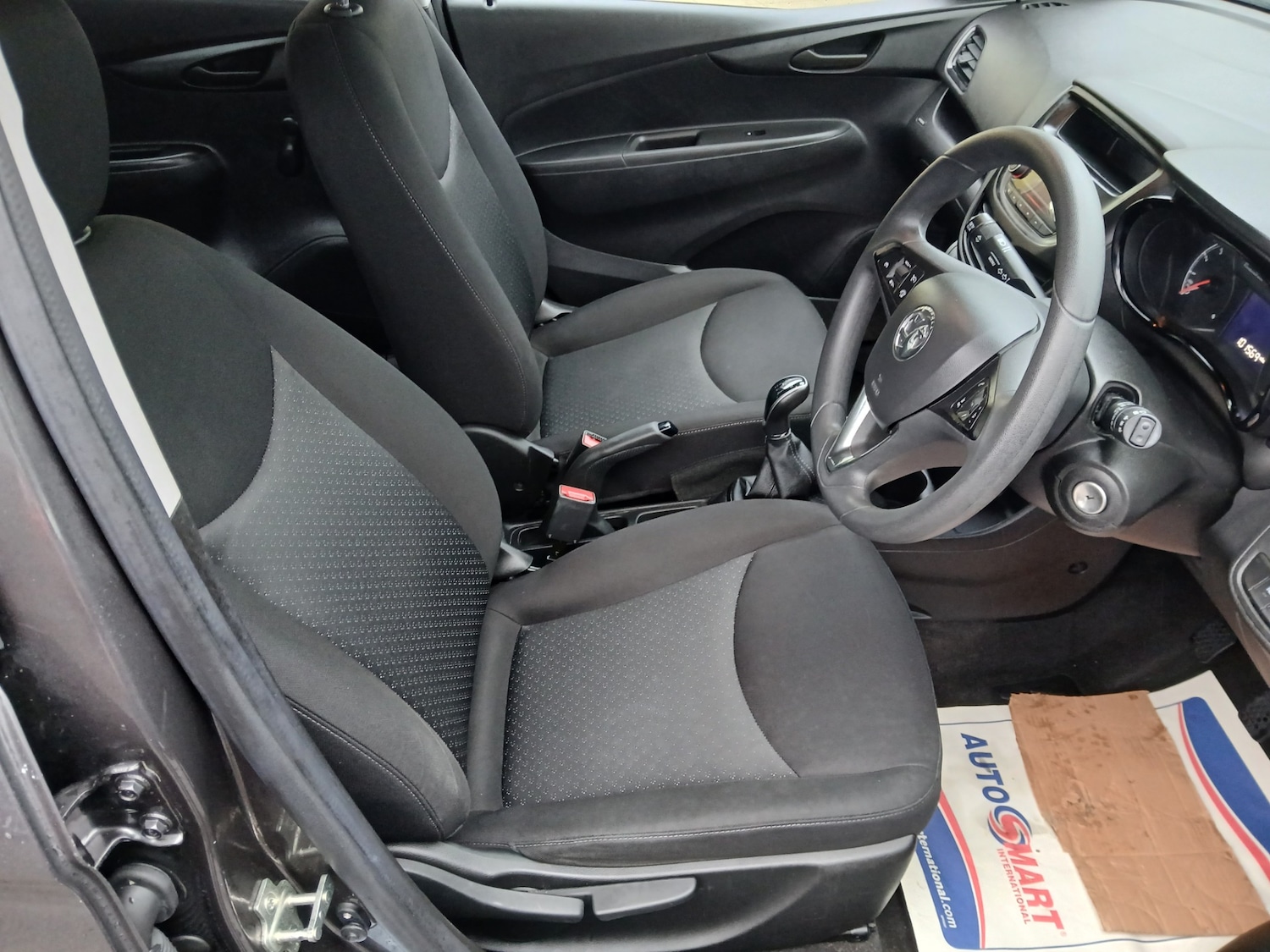 Used Vauxhall Viva 2016 for sale - 76589057: Photo 18