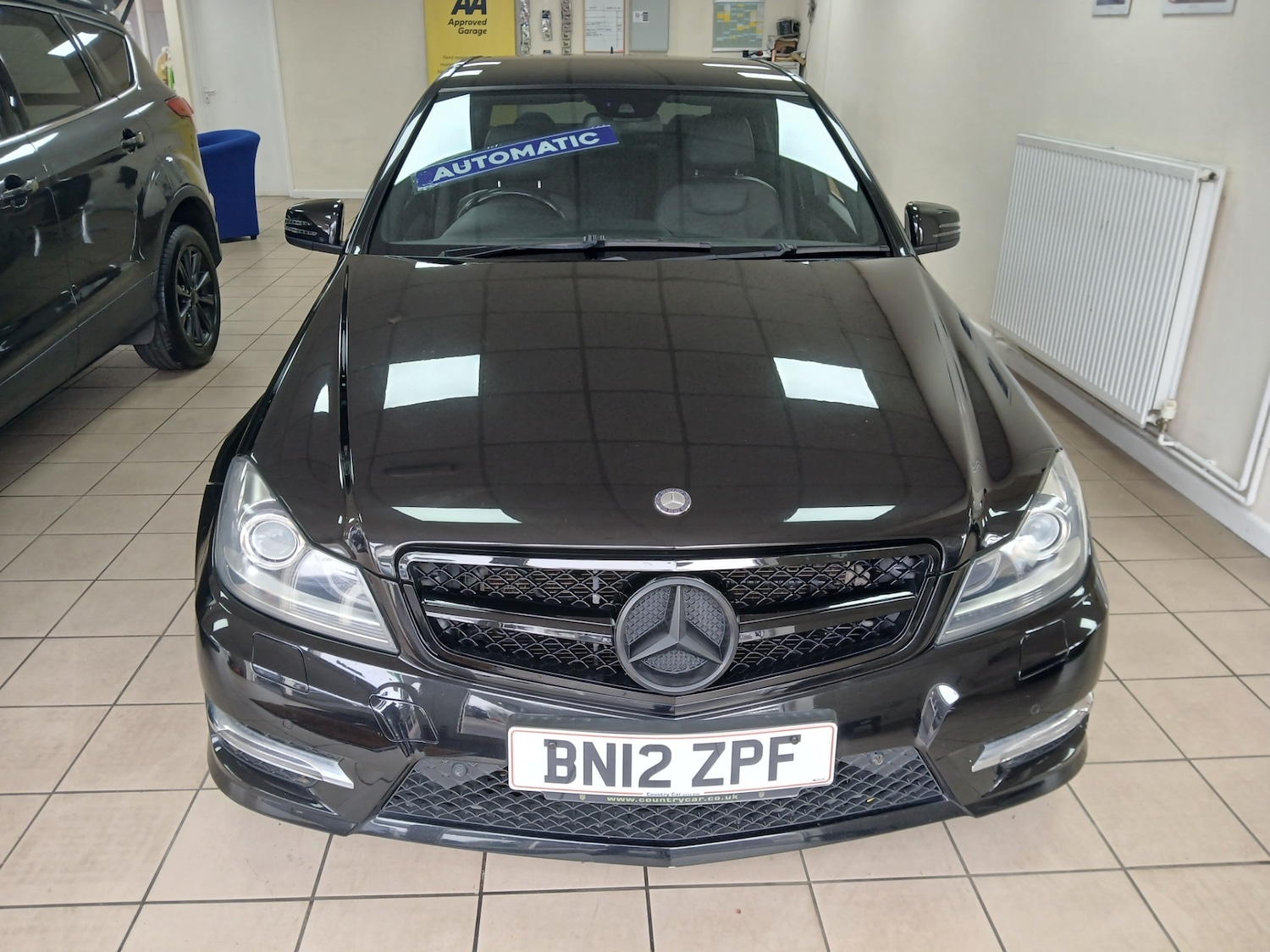 Used Mercedes-Benz C Class 2012 for sale - 77629717: Photo 2