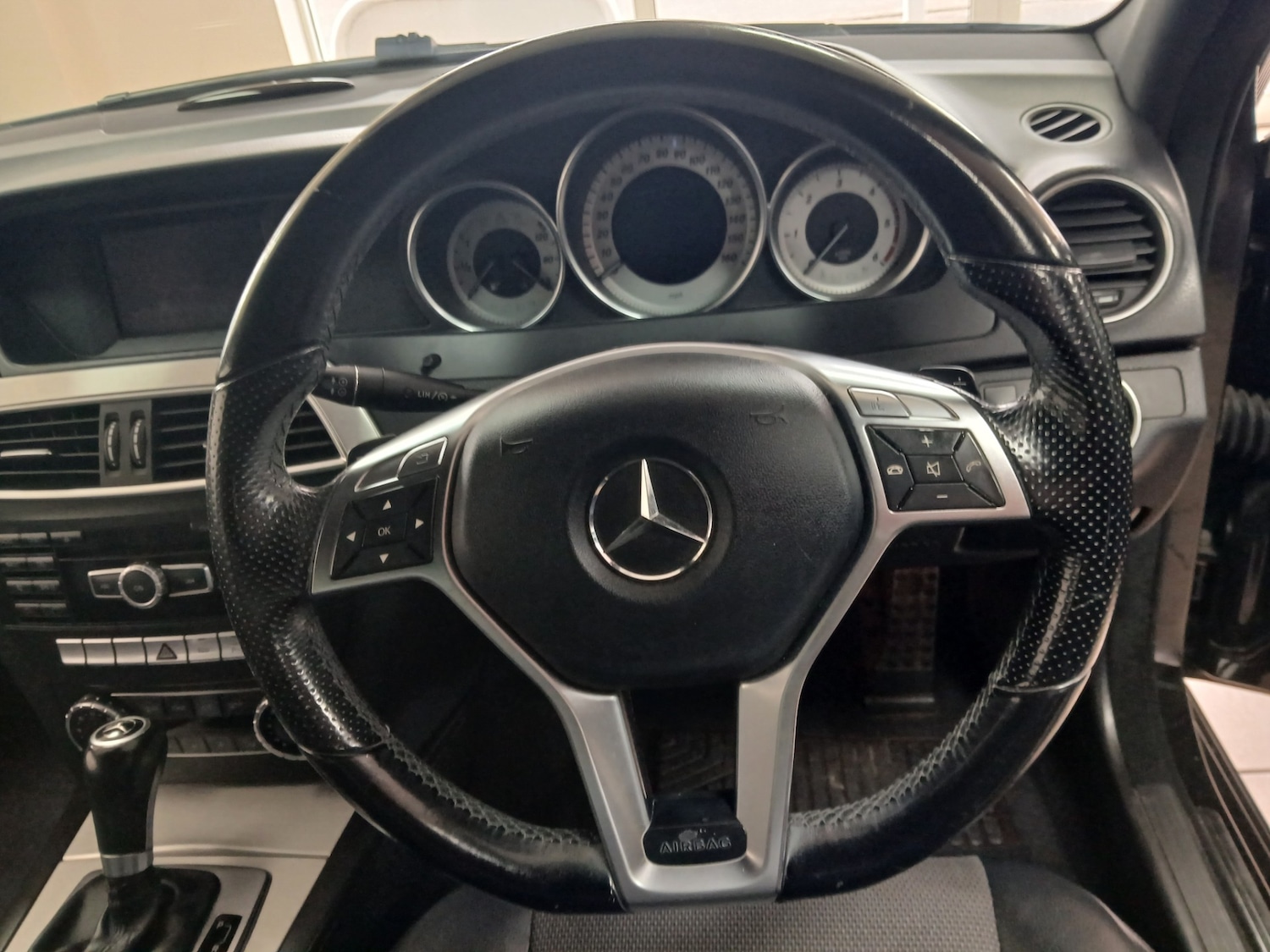 Used Mercedes-Benz C Class 2012 for sale - 77629717: Photo 22