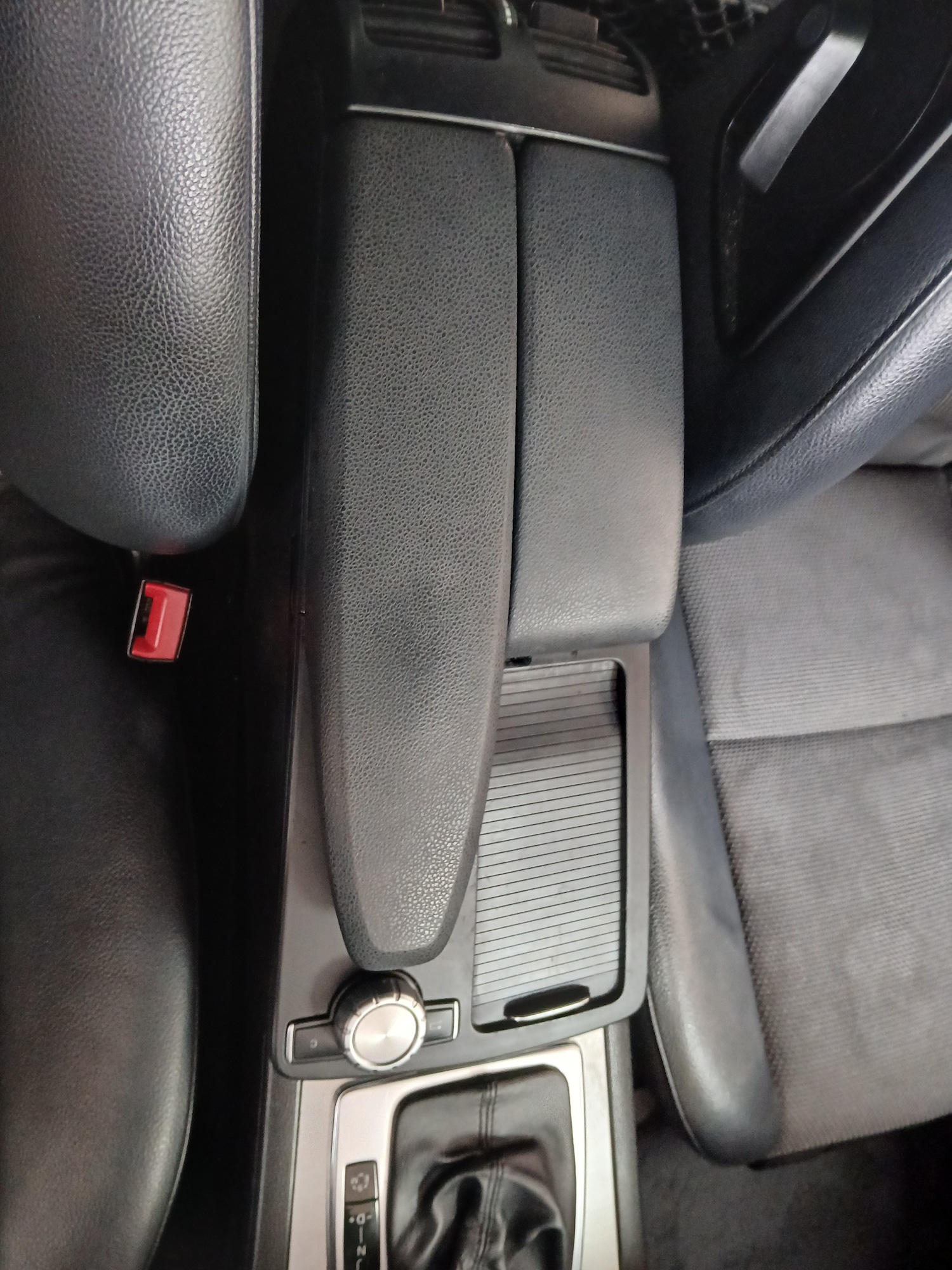 Used Mercedes-Benz C Class 2012 for sale - 77629717: Photo 27