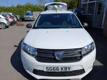 Used Dacia Sandero 2016 for sale - 74262143: Photo