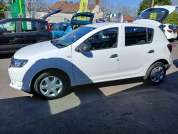 Used Dacia Sandero 2016 for sale - 74262143: Photo