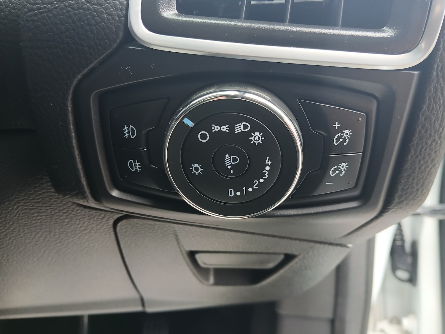 Used Ford Focus 2013 for sale - 77024127: Photo 27