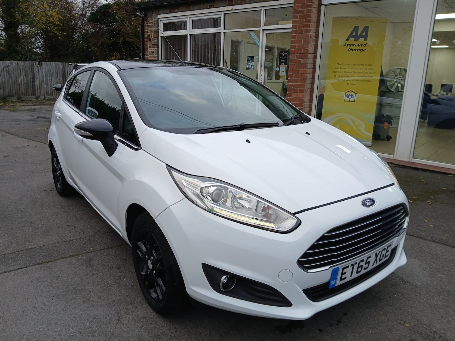 Used Ford Fiesta 2016 for sale - 76494158: Photo 1