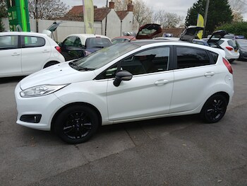 Used Ford Fiesta 2016 for sale - 76494158: Photo