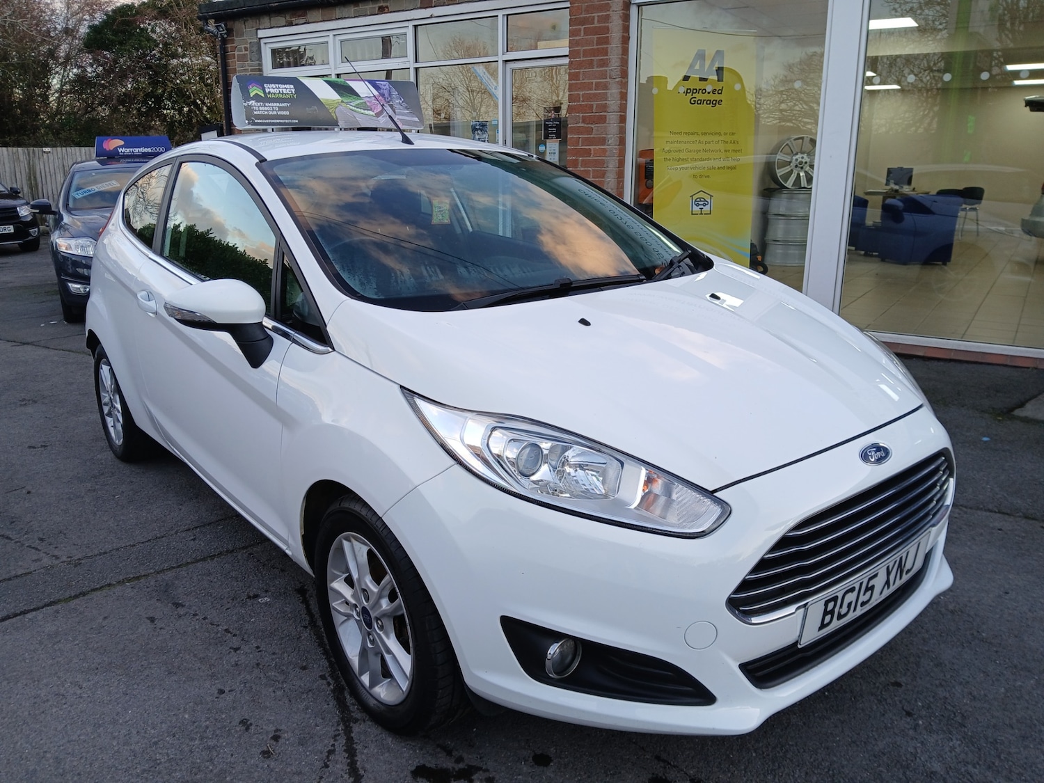 Used Ford Fiesta 2015 for sale - 76613549: Photo 1