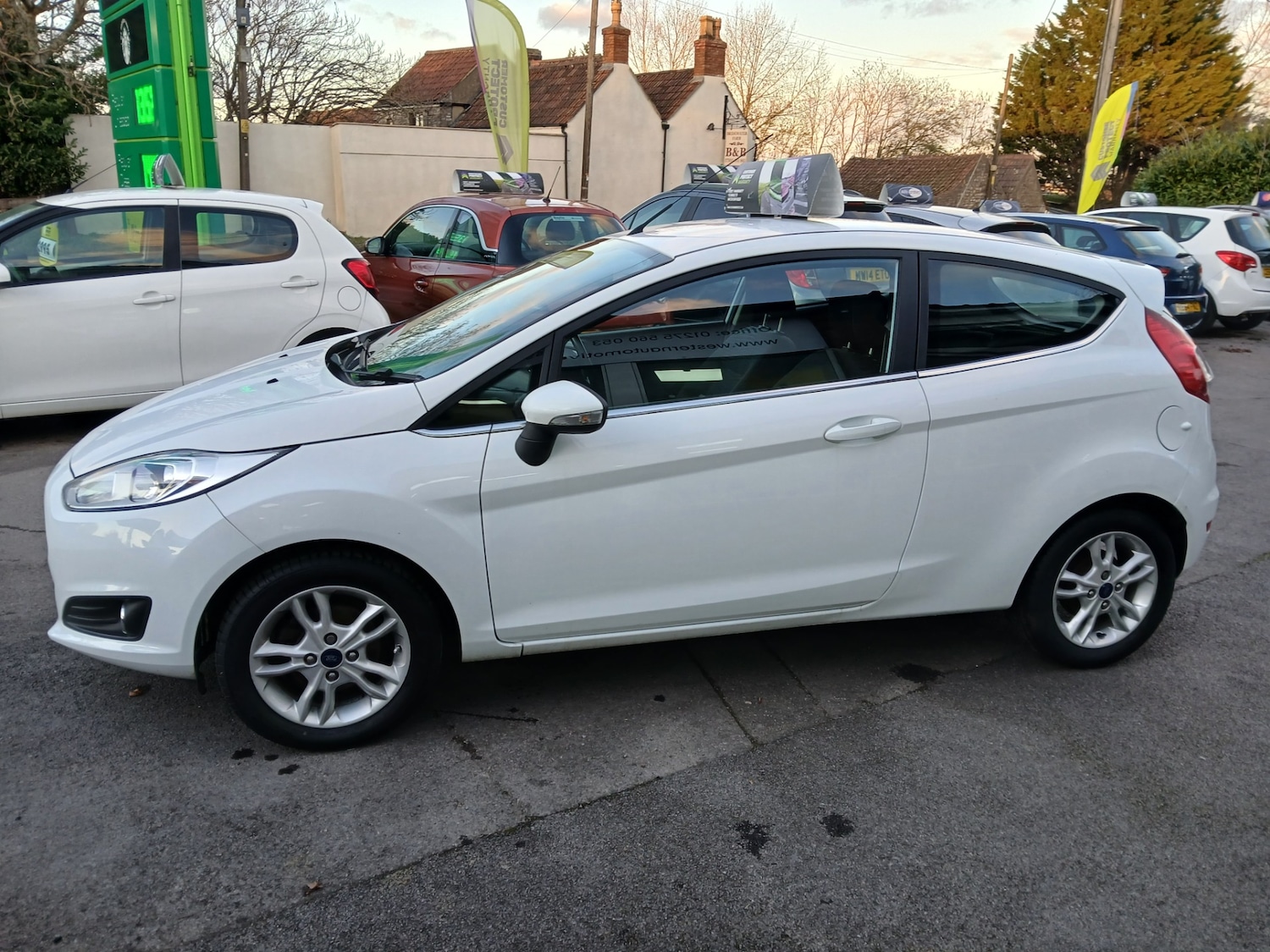 Used Ford Fiesta 2015 for sale - 76613549: Photo 4