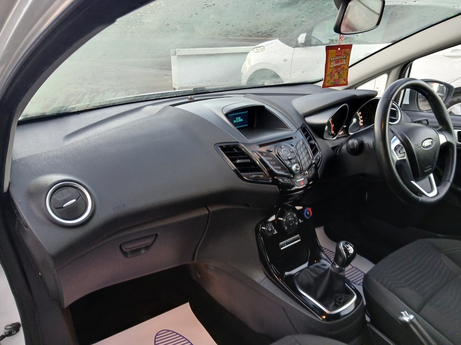 Used Ford Fiesta 2015 for sale - 76613549: Photo 9