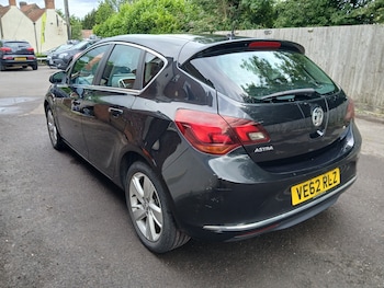 Used Vauxhall Astra 2013 for sale - 79042194: Photo