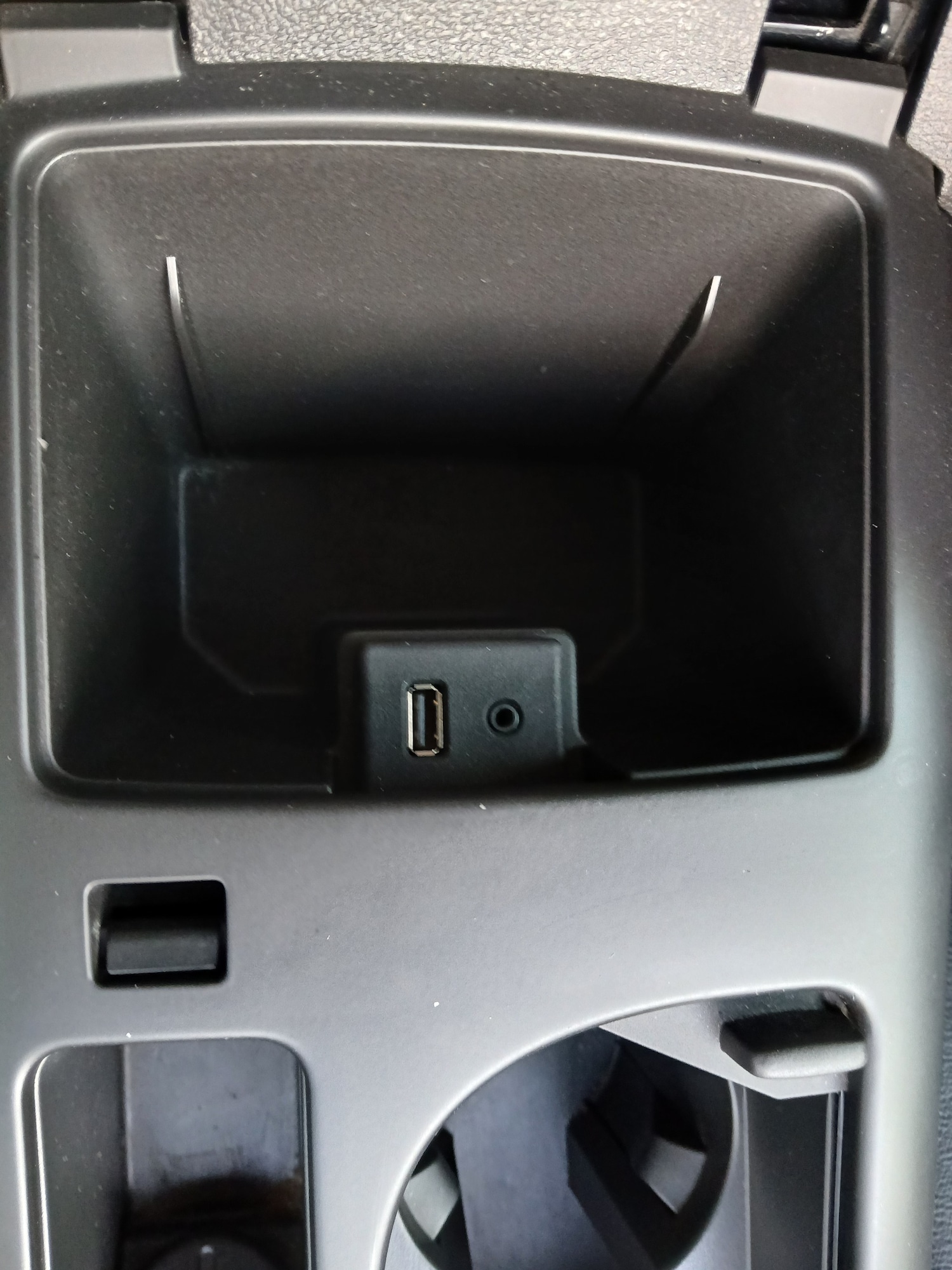 Used Vauxhall Insignia 2013 for sale - 77449849: Photo 28