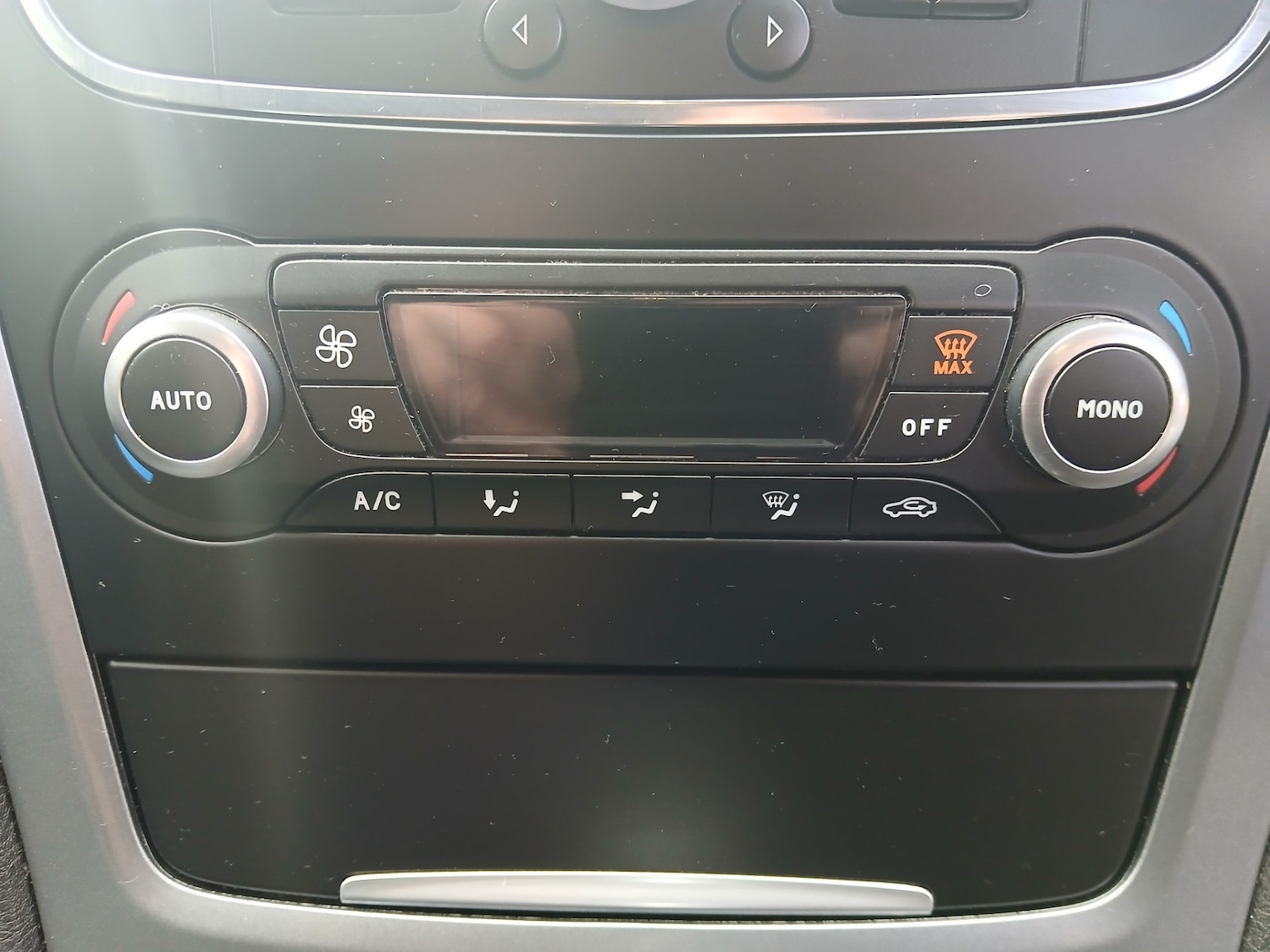 Used Ford Mondeo 2012 for sale - 77516456: Photo 23