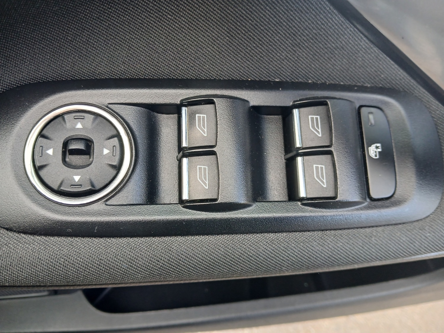 Used Ford Mondeo 2012 for sale - 77516456: Photo 32