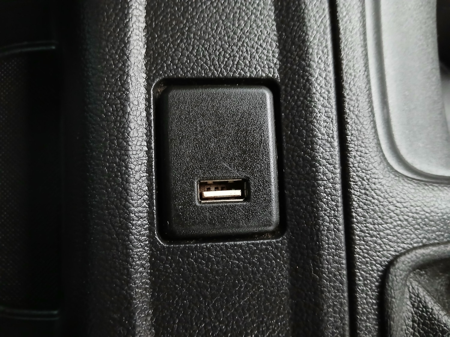 Used Vauxhall Astra 2018 for sale - 76589739: Photo 28