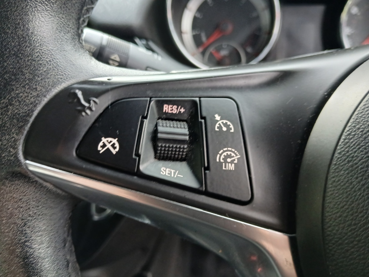 Used Vauxhall ADAM 2014 for sale - 76427874: Photo 24