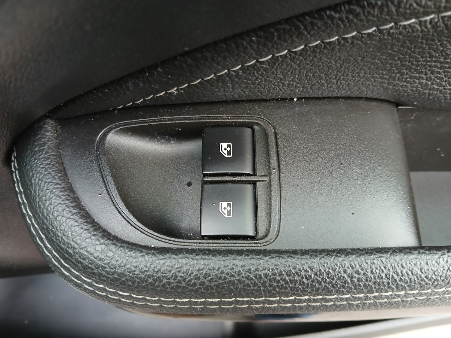 Used Vauxhall ADAM 2014 for sale - 76427874: Photo 27