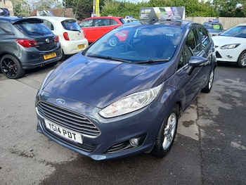 Used Ford Fiesta 2015 for sale - 75955477: Photo