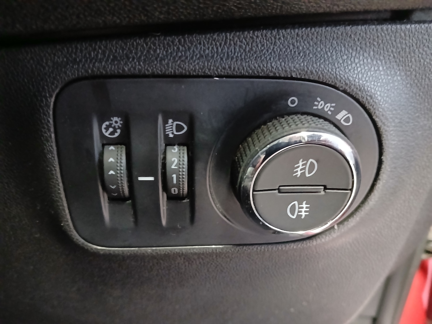 Used Vauxhall Corsa 2015 for sale - 77198453: Photo 35