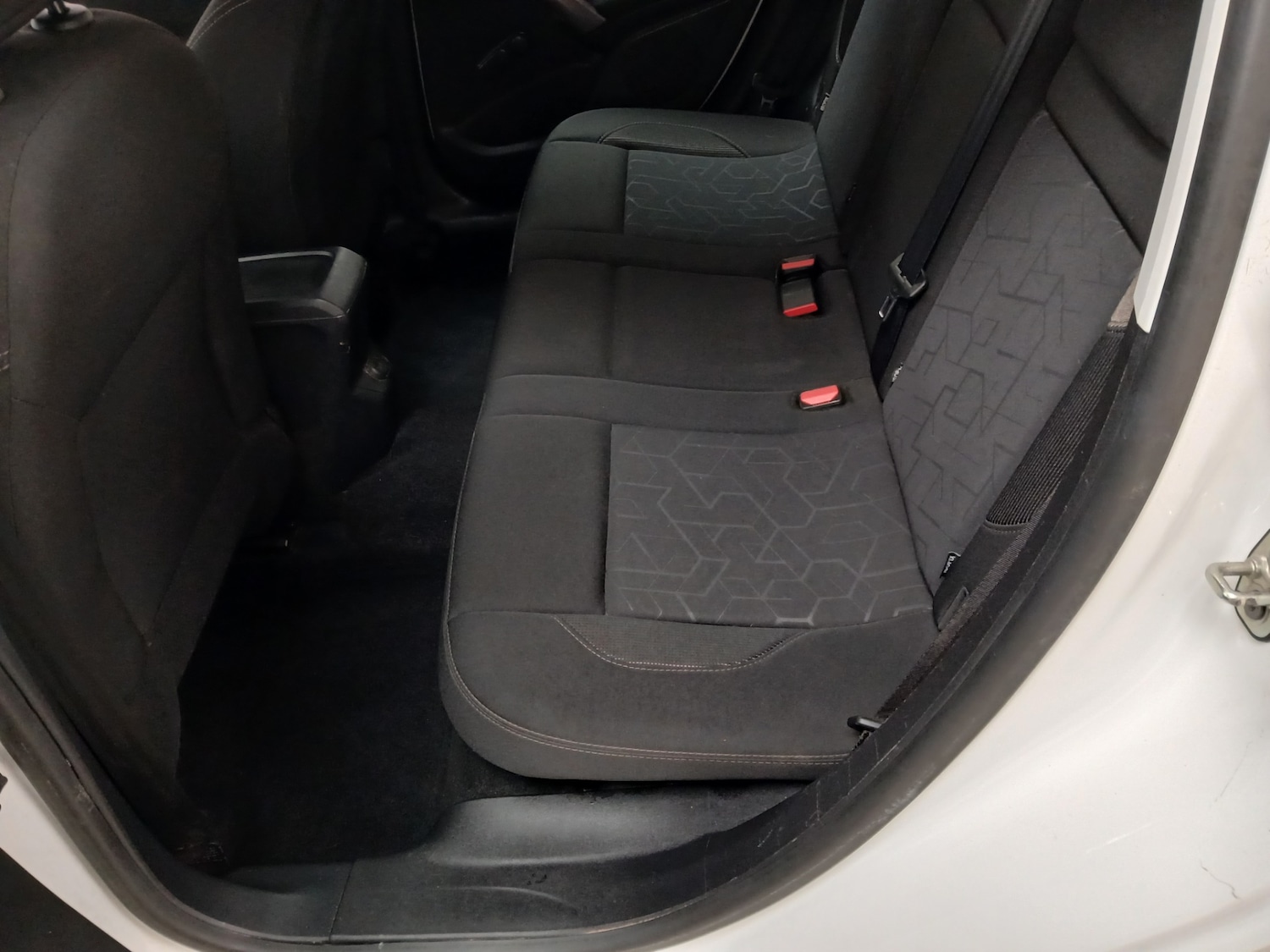 Used Peugeot 2008 2015 for sale - 77568751: Photo 12