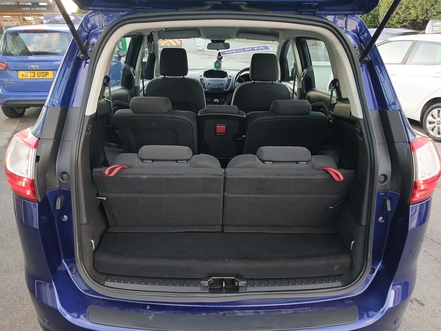 Used Ford Grand C-Max 2015 for sale - 76613434: Photo 14