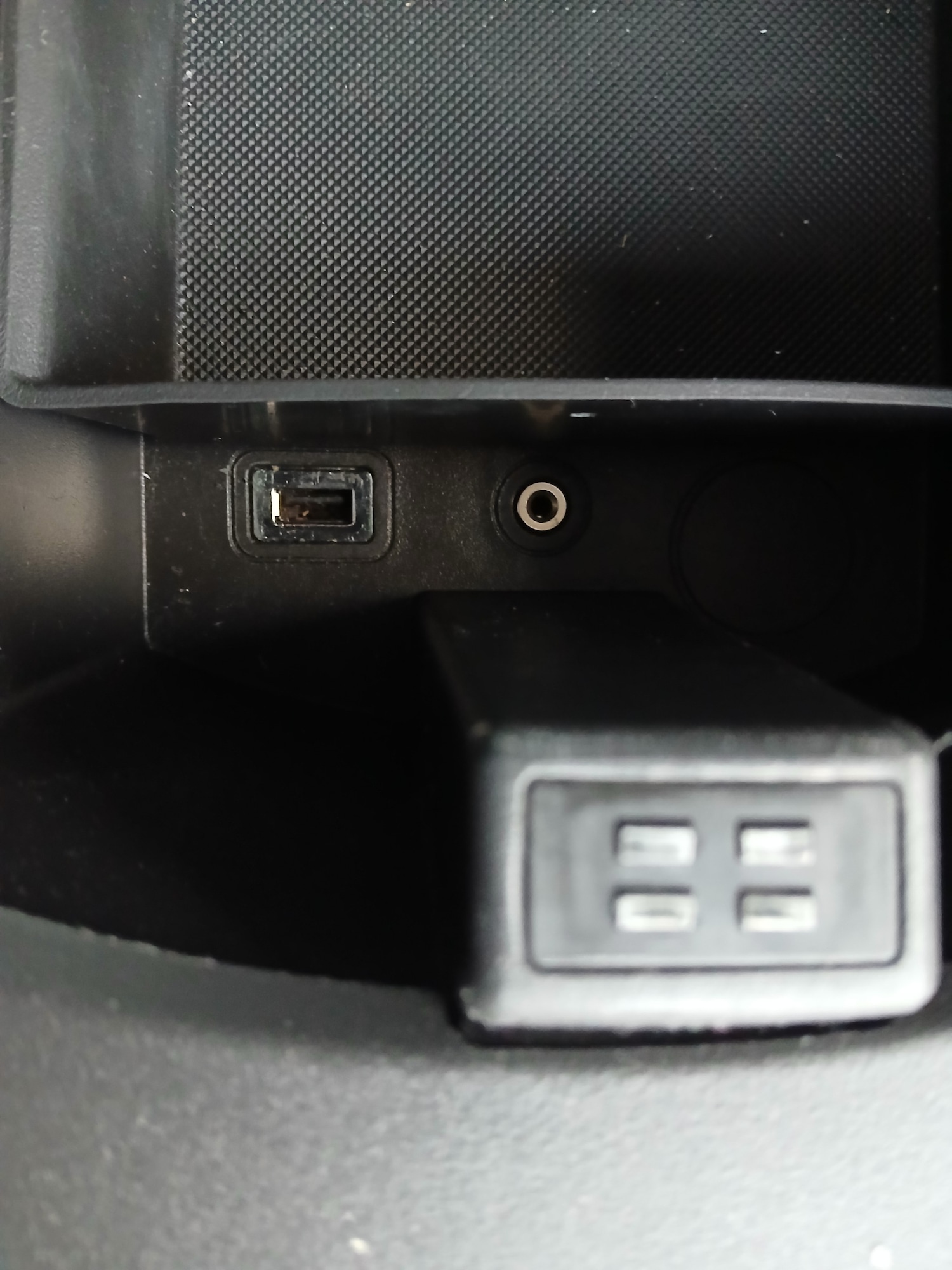 Used Ford Grand C-Max 2015 for sale - 76613434: Photo 28