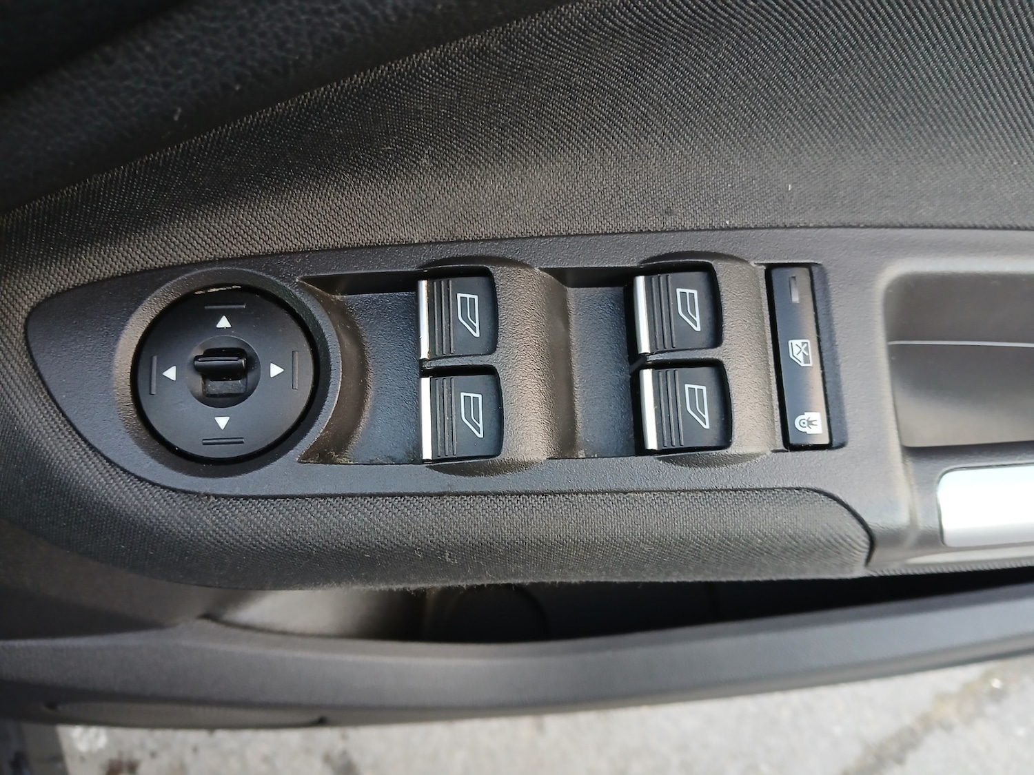 Used Ford Grand C-Max 2015 for sale - 76613434: Photo 32