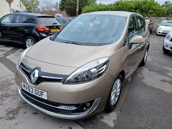 Used Renault Grand Scenic 2013 for sale - 79732511: Photo