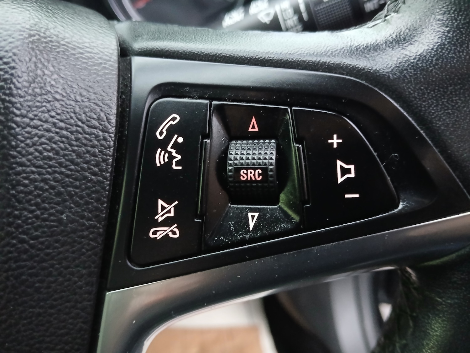 Used Vauxhall Astra 2015 for sale - 76906403: Photo 28