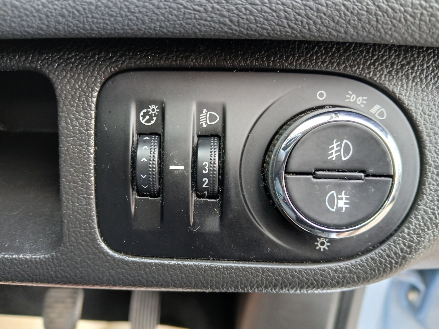 Vehicle 35