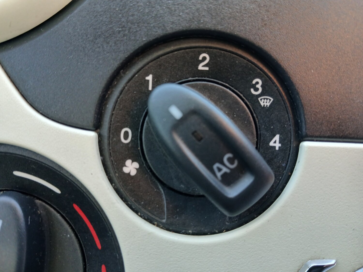 Used Ford Ka 2013 for sale - 77845467: Photo 25