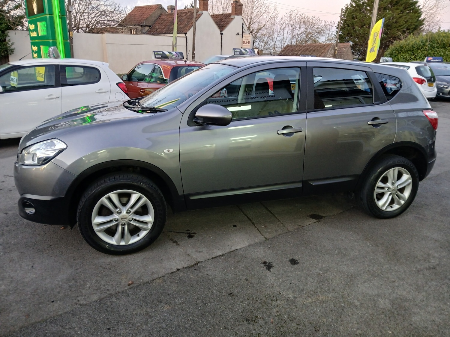 Used Nissan Qashqai 2013 for sale - 76640690: Photo 4