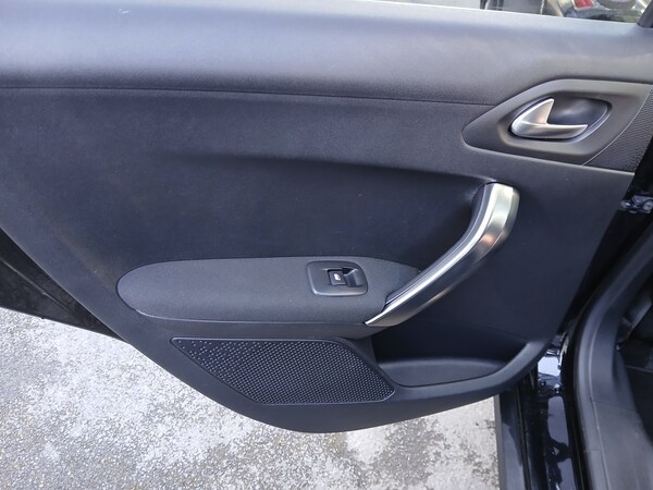 Used Peugeot 2008 2018 for sale - 74178579: Photo 13