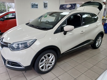 Used Renault Captur 2015 for sale - 77450035: Photo