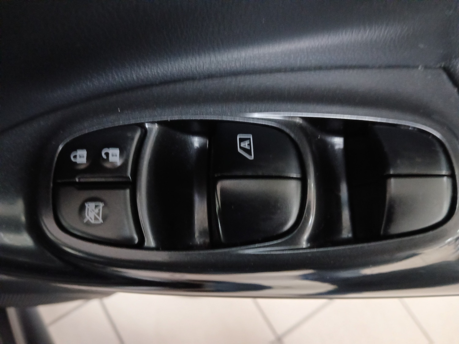 Used Nissan Juke 2014 for sale - 77527972: Photo 33