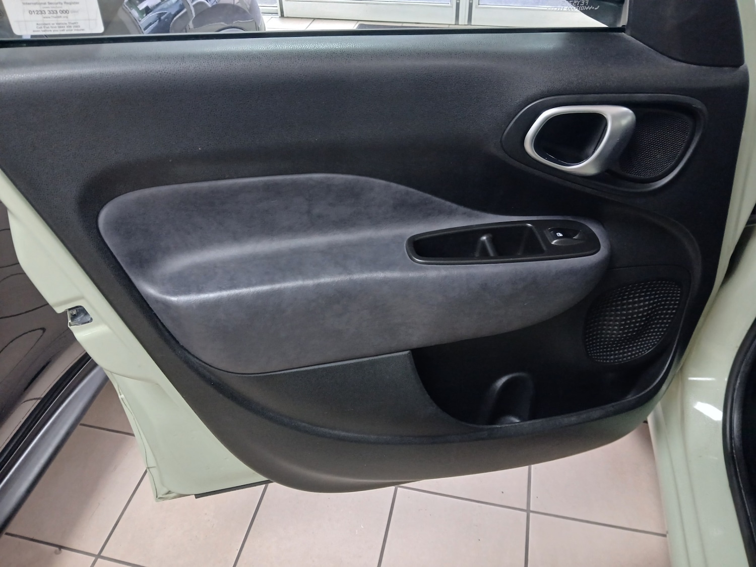 Used Fiat 500L 2013 for sale - 77519461: Photo 11