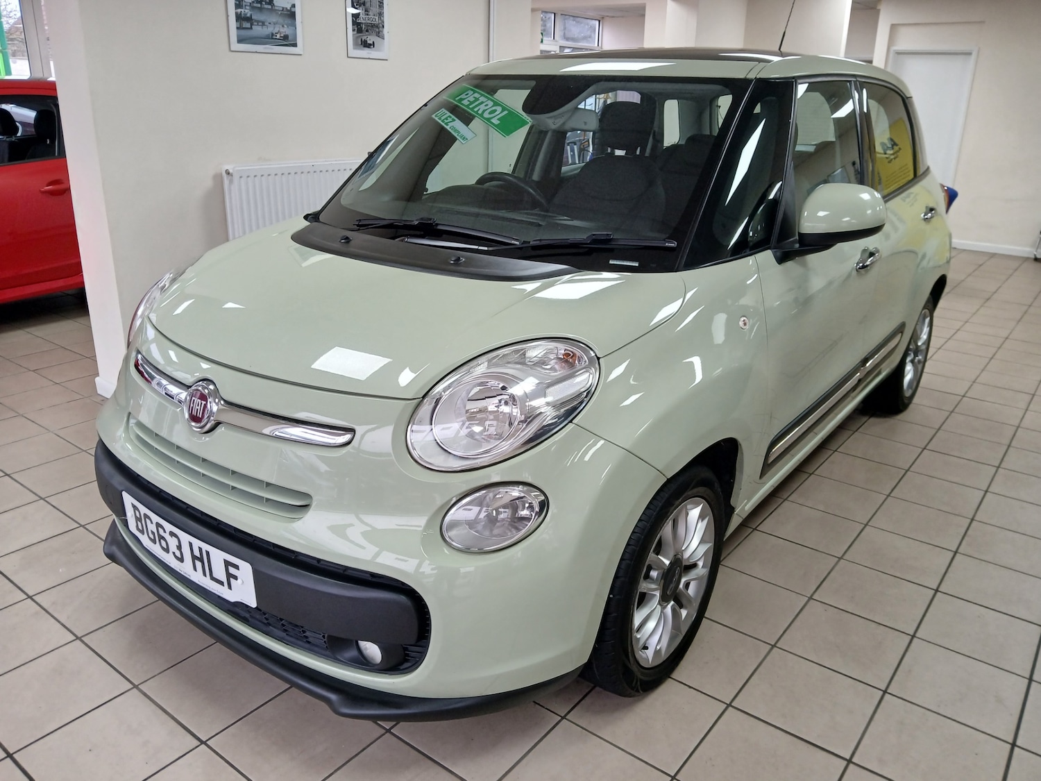 Used Fiat 500L 2013 for sale - 77519461: Photo 3