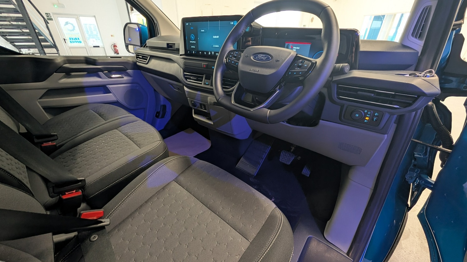 Used Ford Transit Custom for sale - 76415517: Photo 12