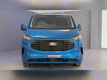 Used Ford Transit Custom 2025 for sale - 76415517: Photo
