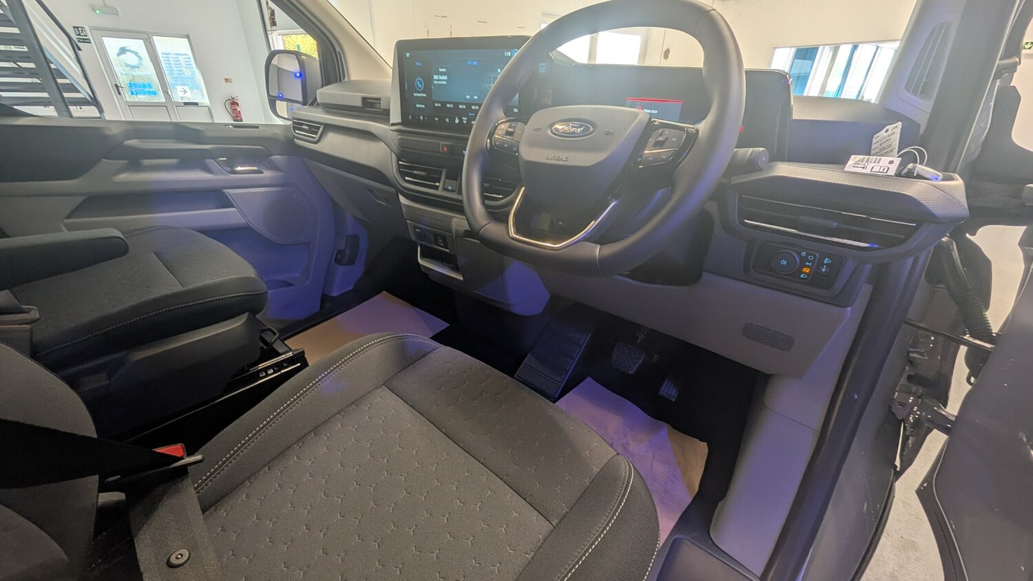 Used Ford Transit Custom for sale - 76415476: Photo 11