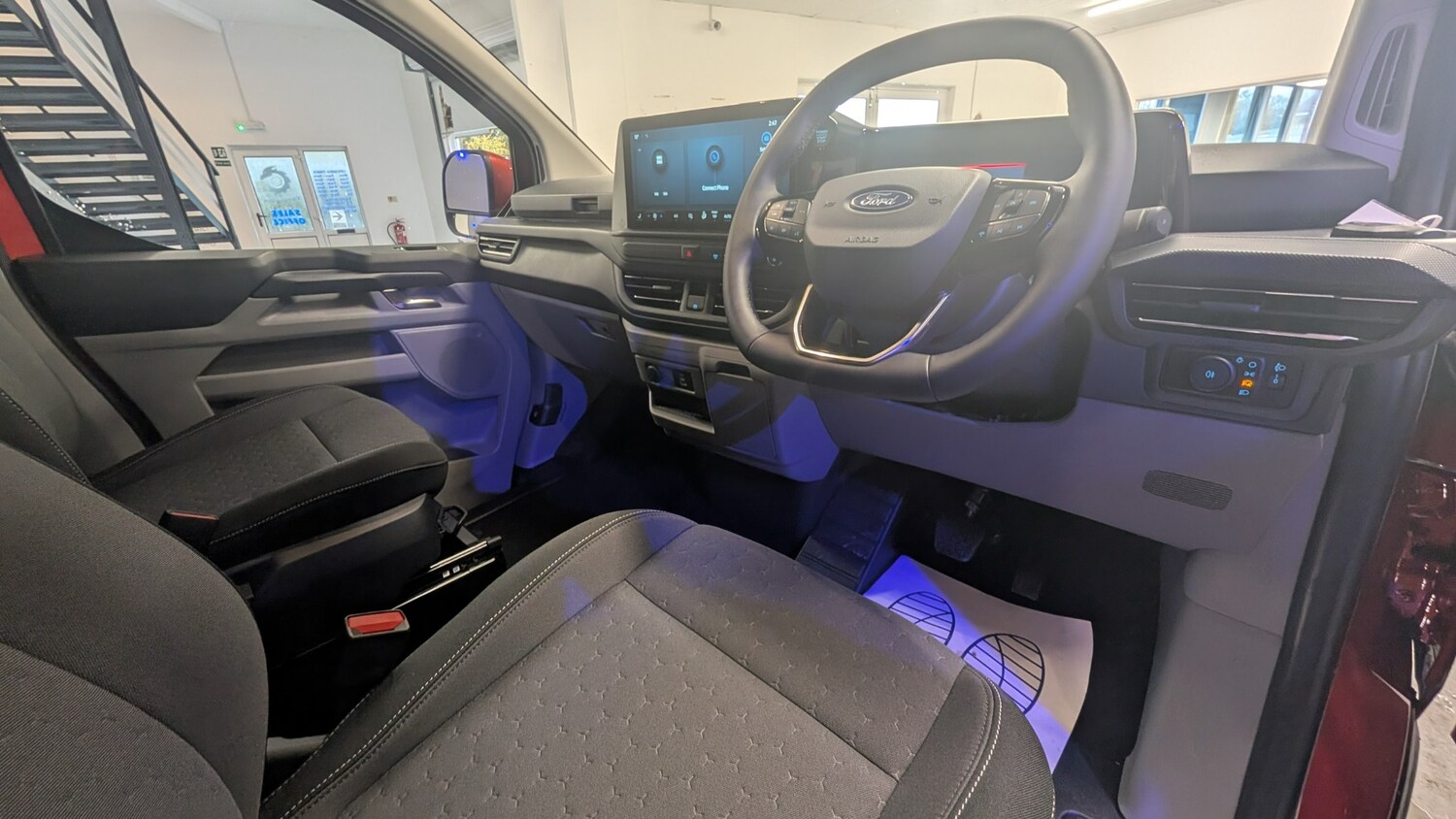 Used Ford Transit Custom for sale - 76415638: Photo 14