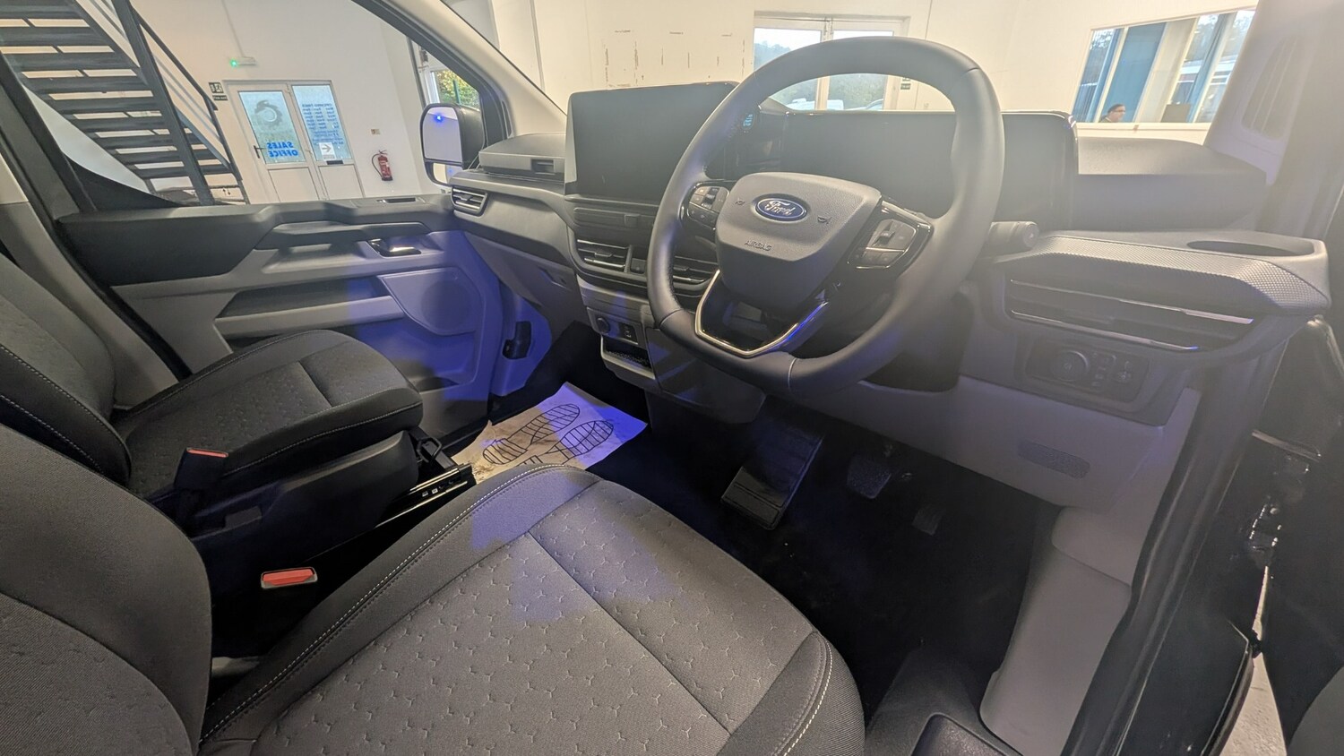 Used Ford Transit Custom for sale - 76415722: Photo 10