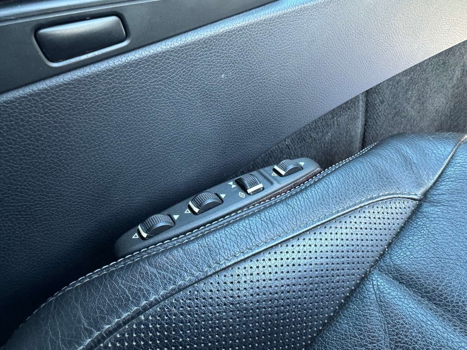 Used Mercedes-Benz E Class 2014 for sale - 76669798: Photo 17