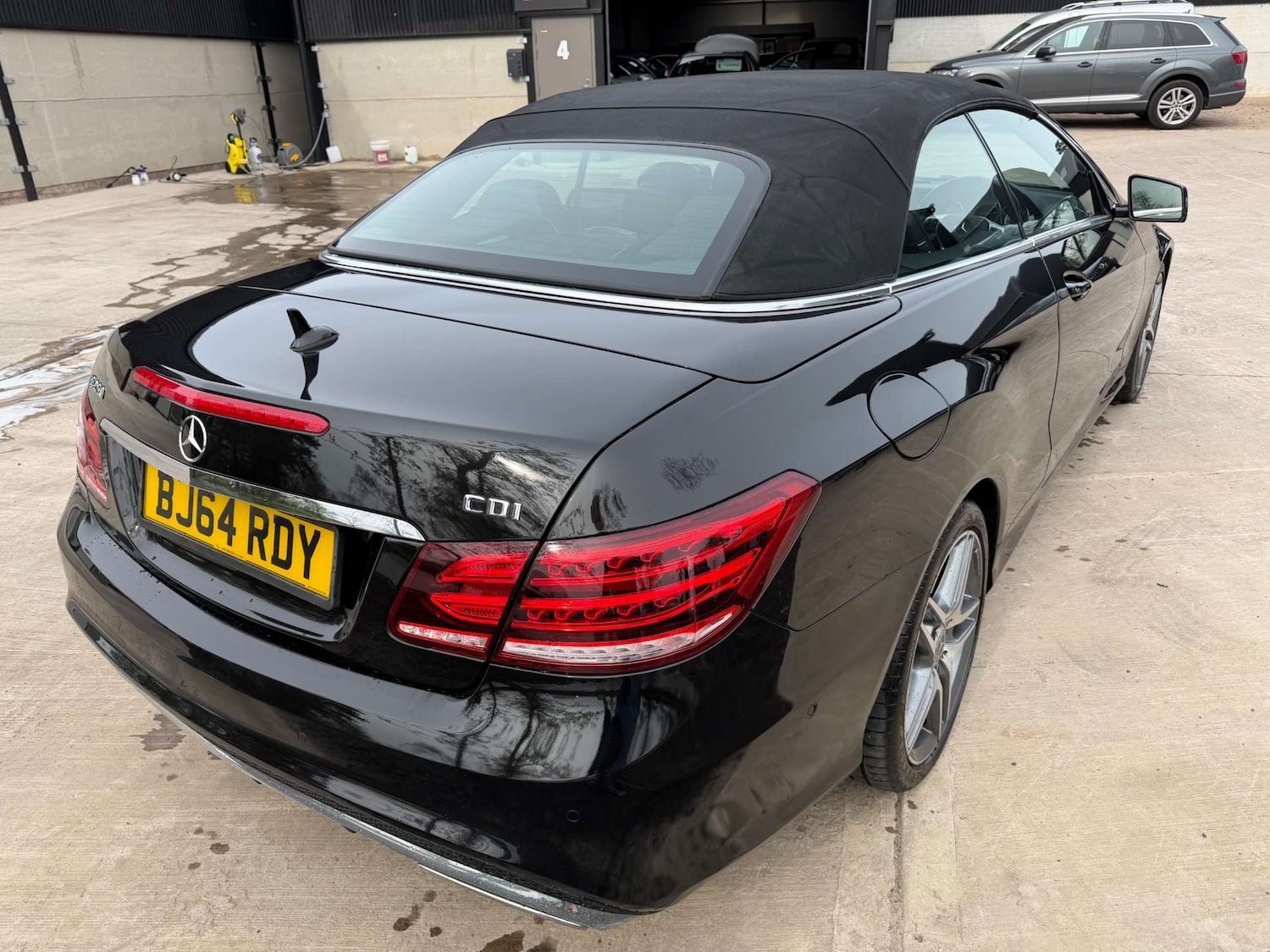 Used Mercedes-Benz E Class 2014 for sale - 76669798: Photo 29