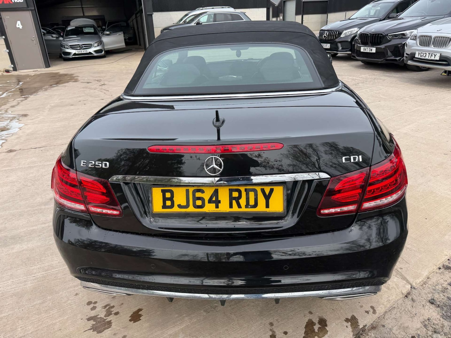 Used Mercedes-Benz E Class 2014 for sale - 76669798: Photo 30